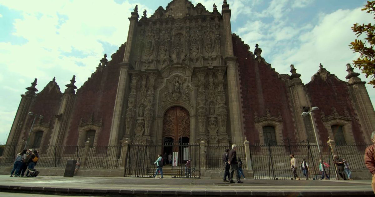 Crítica de "Dussel: La filosofía es un don para un mundo sin sentido": Pensamiento y legado de Enrique Dussel