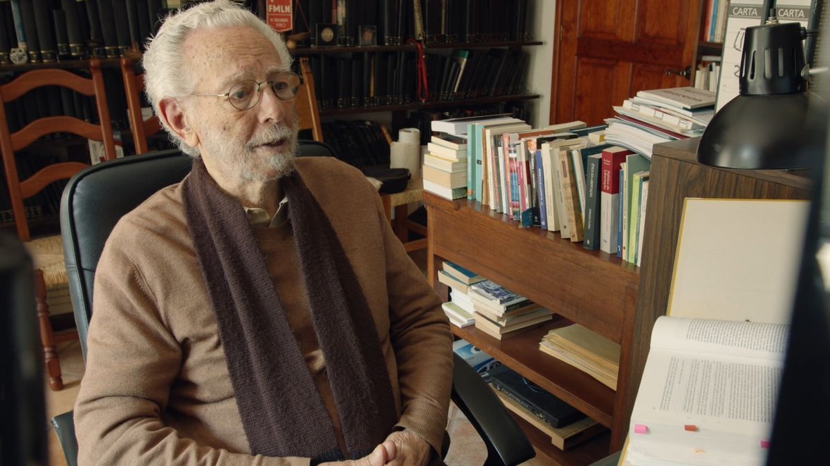 Crítica de "Dussel: La filosofía es un don para un mundo sin sentido": Pensamiento y legado de Enrique Dussel