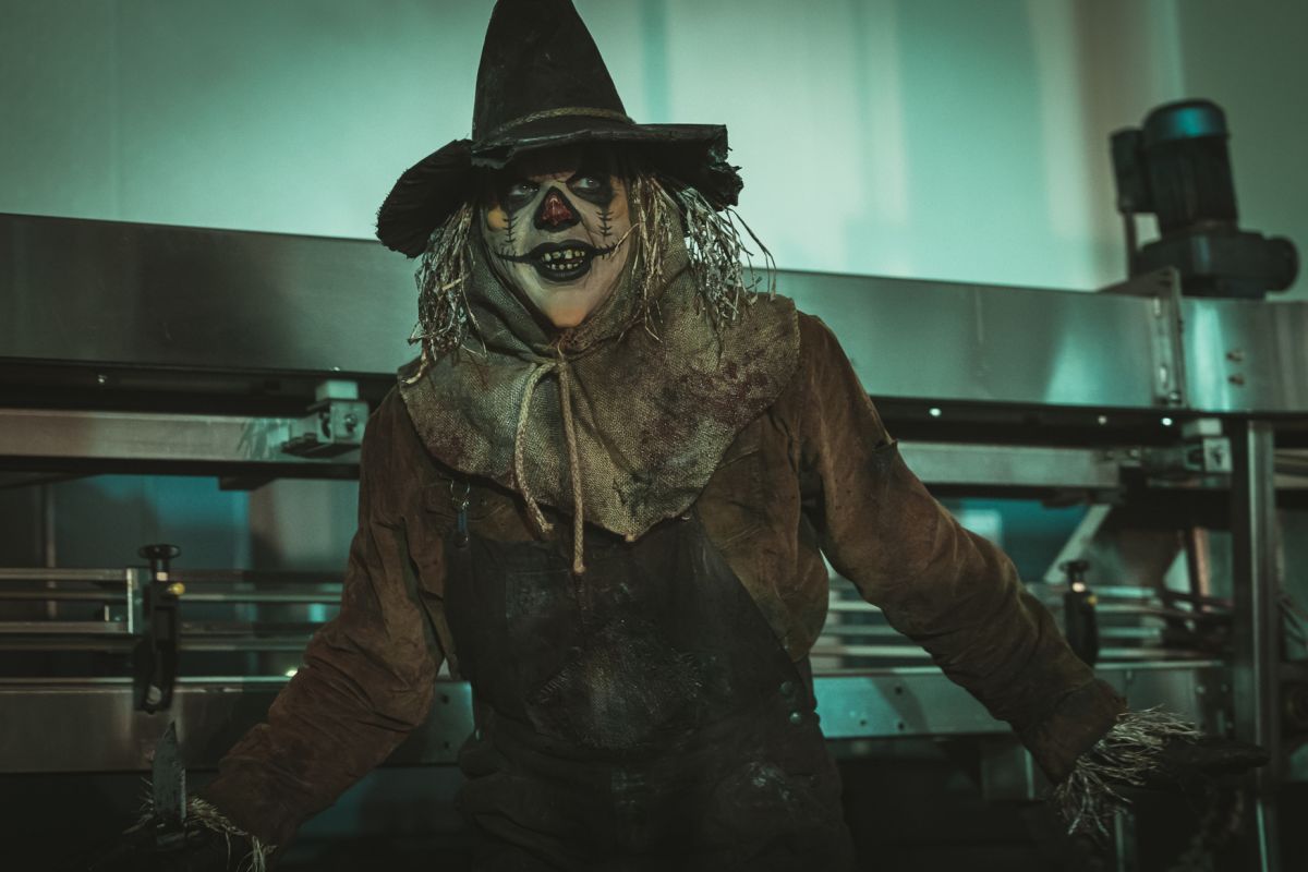 Crítica de “La noche del espantapájaros”: Un asesino sin cerebro