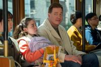 Crítica de “Familia en renta”: Brendan Fraser y el alquiler de seres queridos en Japón