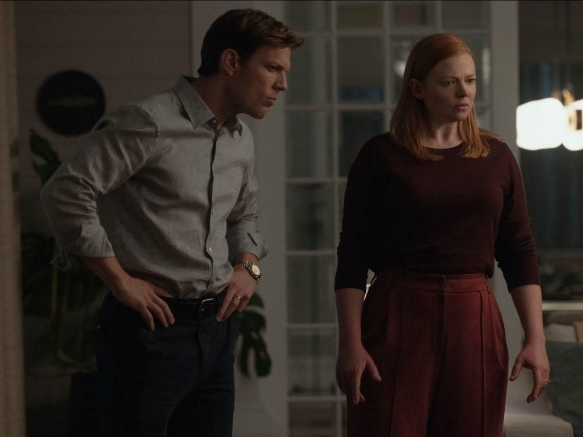 Crítica de "All Her Fault" (Su peor pesadilla): un thriller doméstico que ordena el caos