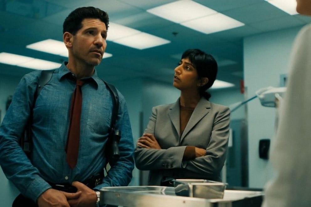 Crítica de "Él y ella": un thriller con dos miradas y un relato previsible