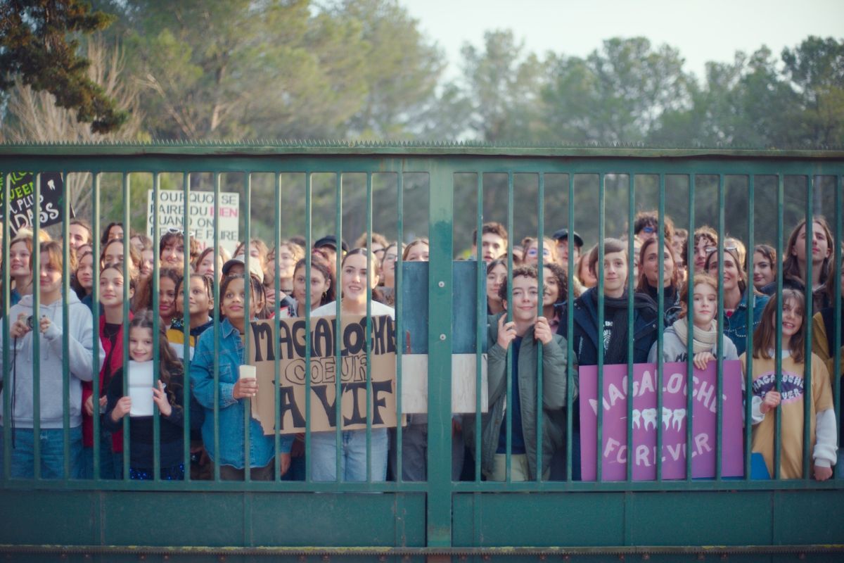 Crítica de “El accidente de piano”: Quentin Dupieux y la naturaleza sombría del influencer