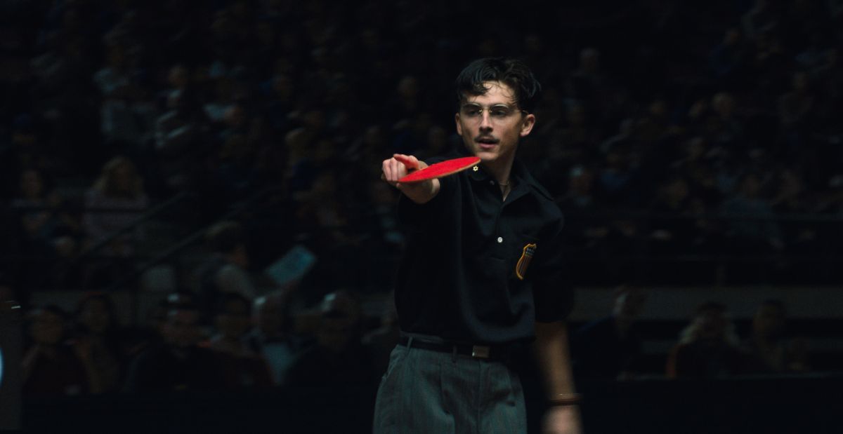 Crítica de "Marty Supremo": Timothée Chalamet y el ascenso fallido de un impostor del ping pong