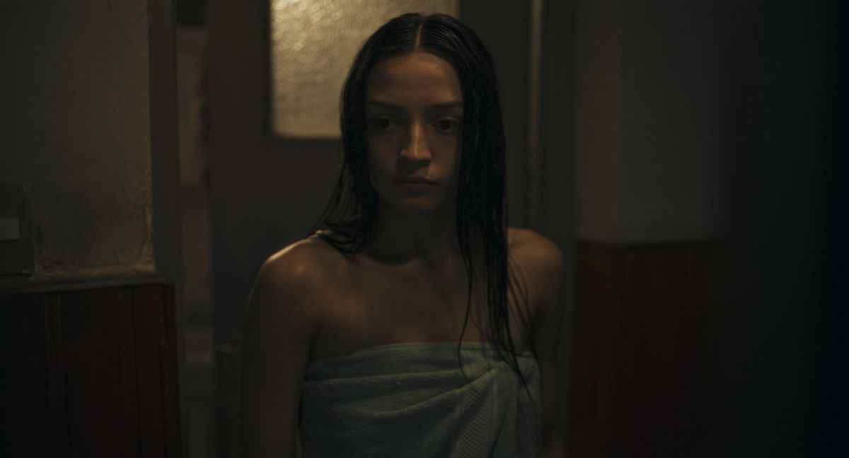 Crítica de "La virgen de la tosquera": Cine de género, adolescencia y crisis en Argentina