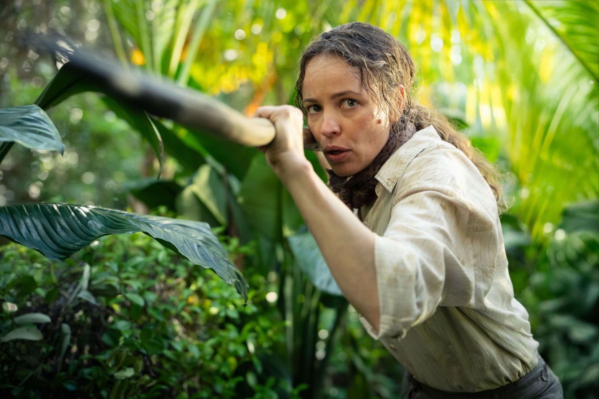 Crítica de "¡Ayuda!": Rachel McAdams y Dylan O’Brien en una feroz sátira de Sam Raimi