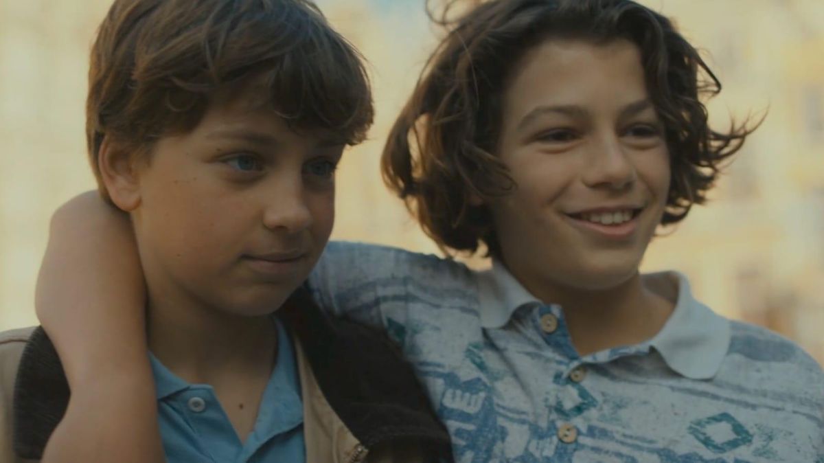 Crítica de "Corazones jóvenes": una historia mínima para un momento decisivo