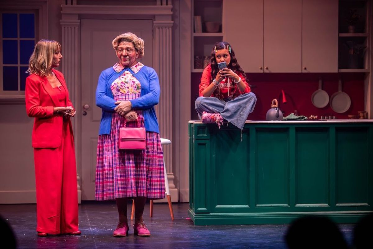 Crítica de "Papá por siempre": Campi entre el enredo y el vínculo familiar