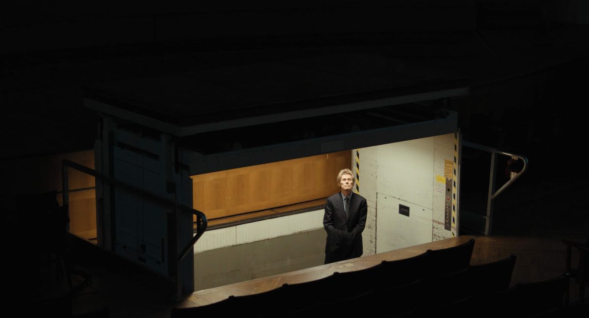 Crítica de "The Souffleur": Gastón Solnicki y una meditación sobre la obsolescencia