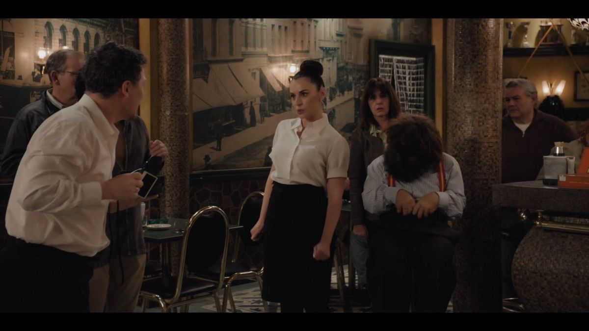 Crítica de "Aída y vuelta": metacine, industria televisiva y el paso del tiempo según Paco León