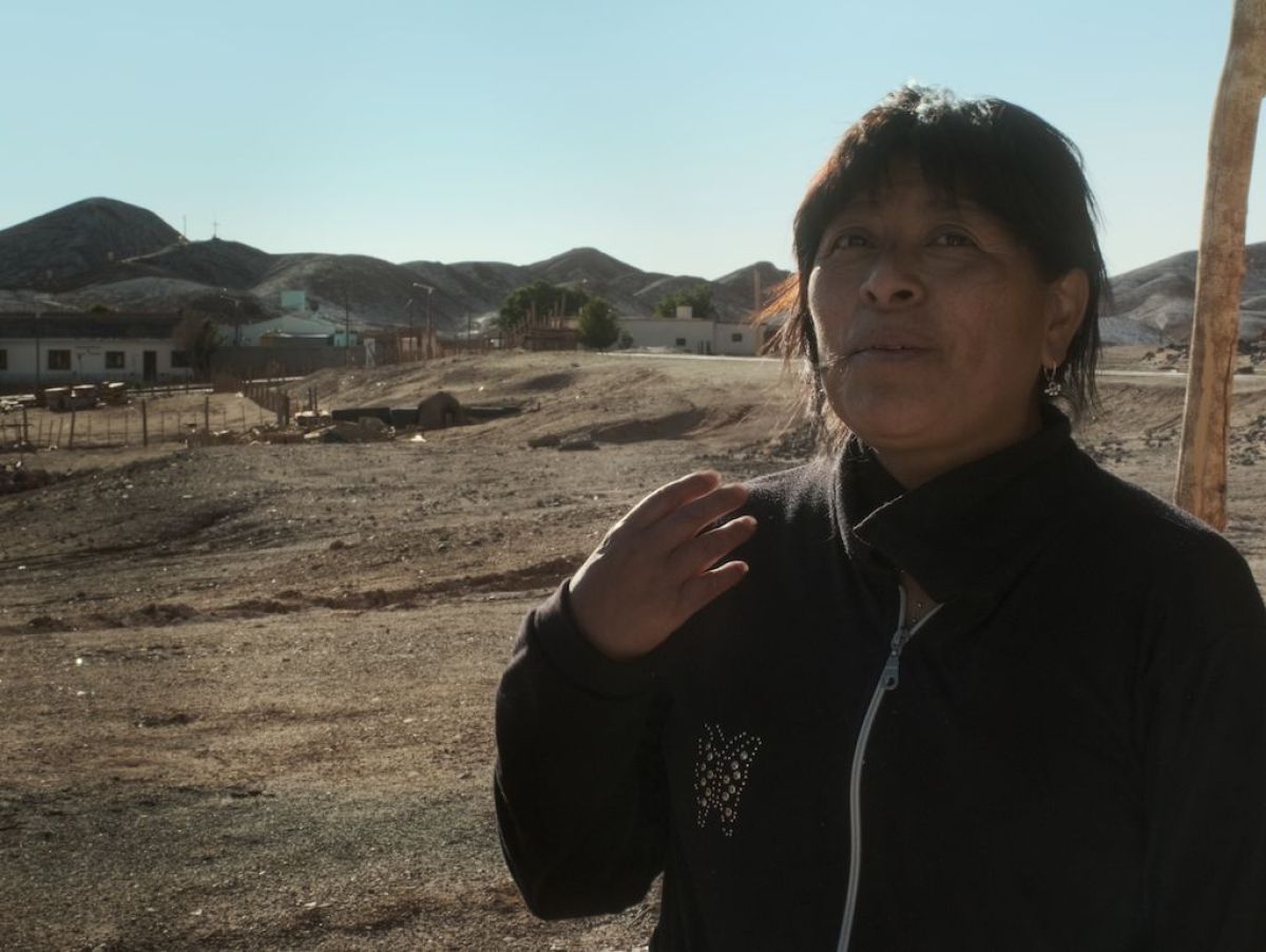 Crítica de "Los niños":  Julián Giulianelli  y el cuerpo como territorio de la memoria originaria