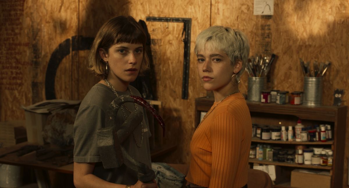 Crítica de “El tema del verano”: zombis uruguayos en la nueva normalidad