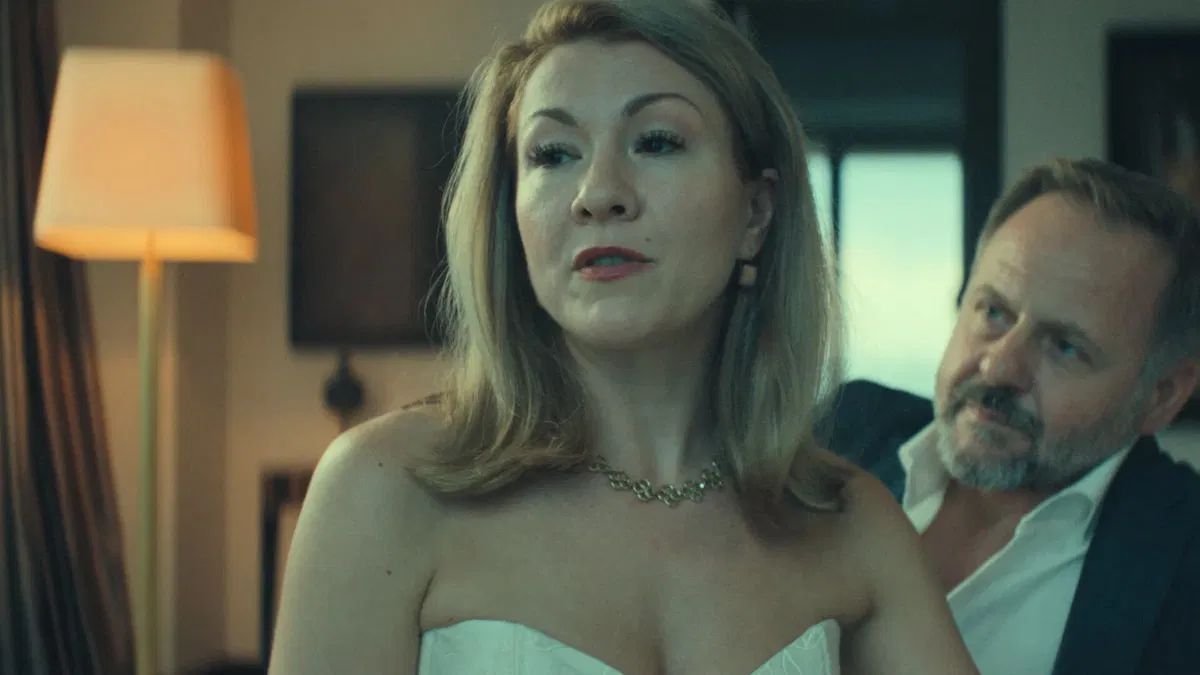 Crítica de "Unfamiliar": el thriller alemán que reactiva el espionaje