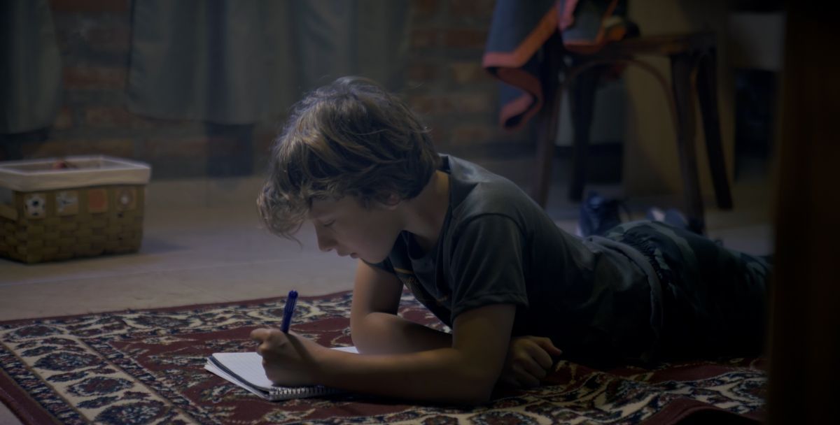 Crítica de “La última enseñanza”: Entre la imaginación y el duelo en la costa bonaerense