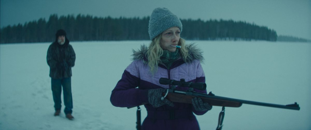 Crítica de "Muerte en invierno": Emma Thompson entre el duelo y la supervivencia