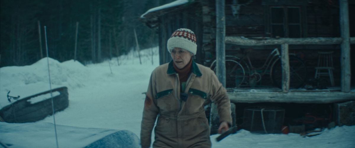 Crítica de "Muerte en invierno": Emma Thompson entre el duelo y la supervivencia