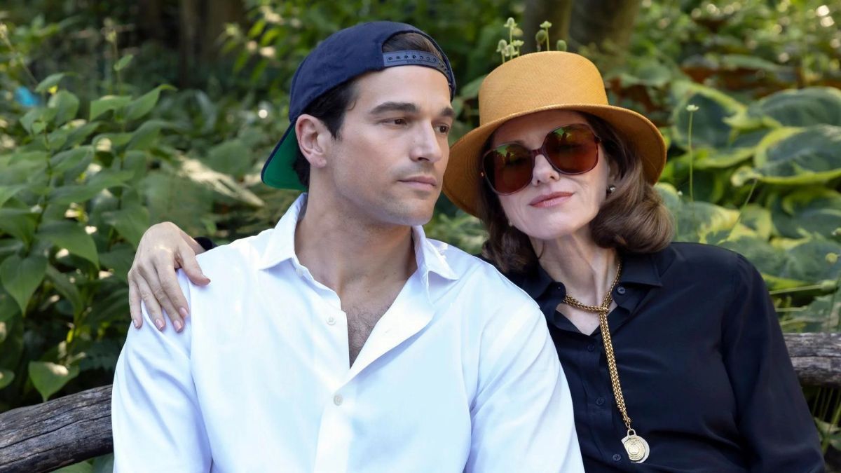 Crítica de "Love Story: John F. Kennedy Jr. y Carolyn Bessette": una serie que revisita el romance más mediático de los 90