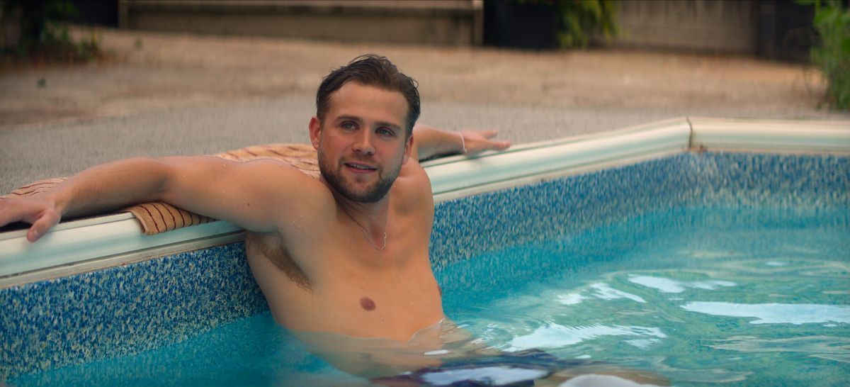 Crítica de "Vladimir": Rachel Weisz y el arte de narrar la propia debacle