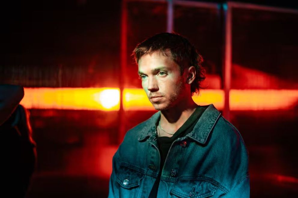 Crítica de "Amor animal": una serie juvenil que corre sin saber hacia dónde