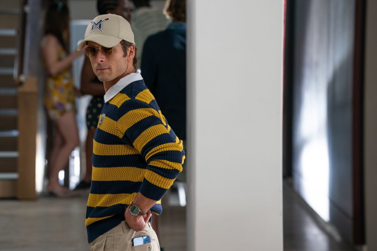 Crítica de “Jugada Maestra”: Glen Powell y una crítica a la ambición desmedida