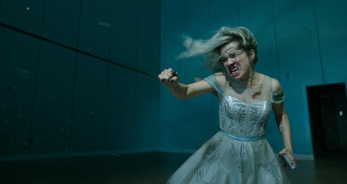 Crítica de “Buenas noches, diviértete, no mueras”: Sam Rockwell y el apocalipsis tecnológico