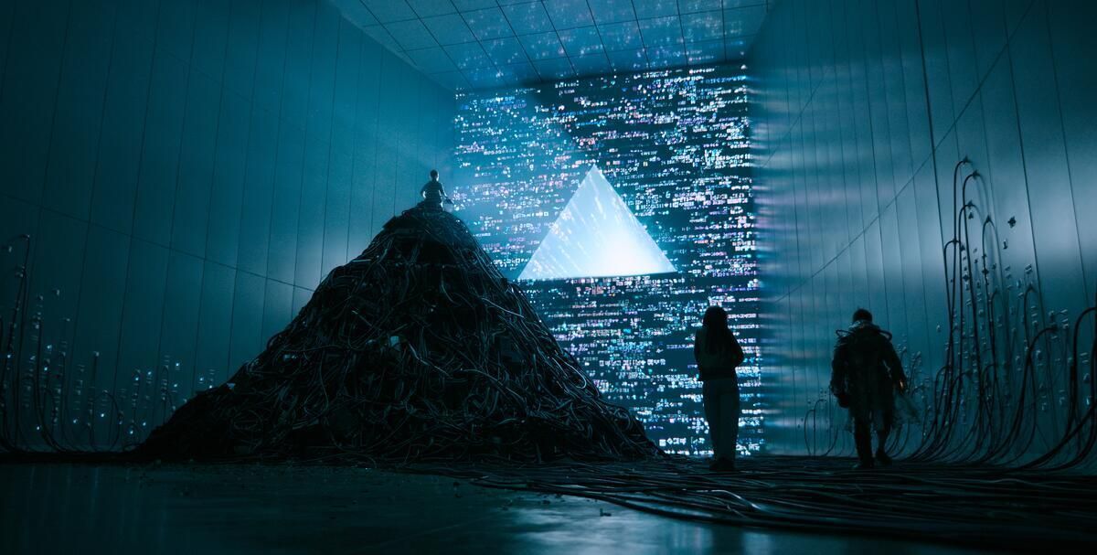 Crítica de “Buenas noches, diviértete, no mueras”: Sam Rockwell y el apocalipsis tecnológico