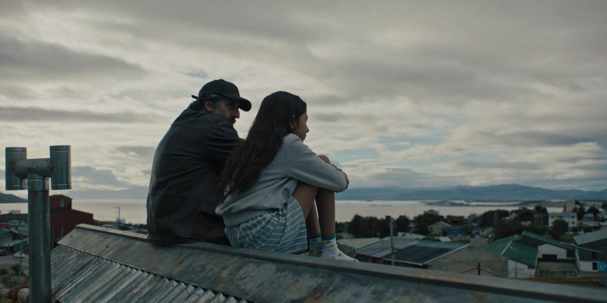 Crítica de "Risa y la cabina del viento": Cazzu y los límites de la imaginación atravesados por la poesía visual