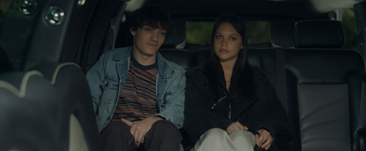 Crítica de “Amigos y vecinos - Temporada 2”: Hermosos y Malditos