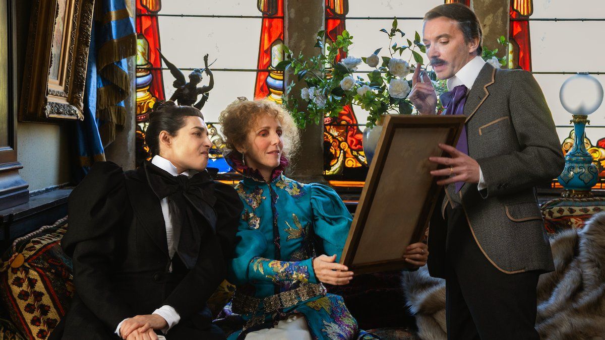 Crítica de “La divina Sarah Bernhardt”, biopic sobre la reconocida estrella de cine y teatro