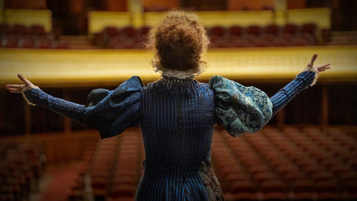 Crítica de “La divina Sarah Bernhardt”, biopic sobre la reconocida estrella de cine y teatro