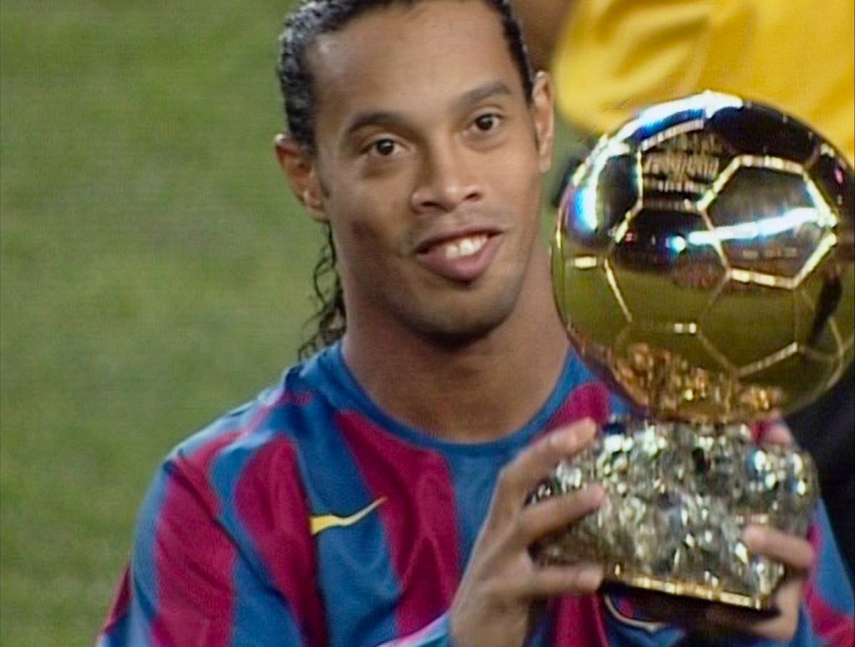 Crítica de “Ronaldinho”: El último bailarín del fútbol