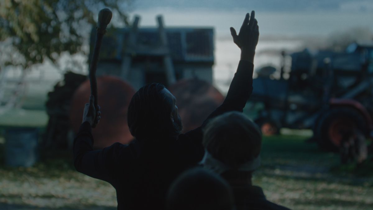 Crítica de “By His Hand”: Los hermanos Paur y el renacer del horror