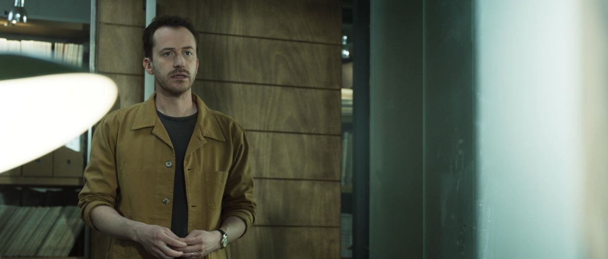 Crítica de “Monument”: El arquitecto de la paz en tiempos de guerra