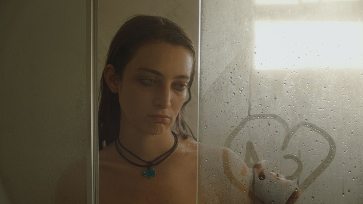 Crítica de "Te amo, Antoño": Amor, ruptura y preguntas