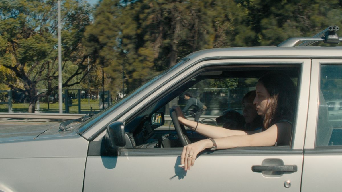 Crítica de "Te amo, Antoño": Amor, ruptura y preguntas