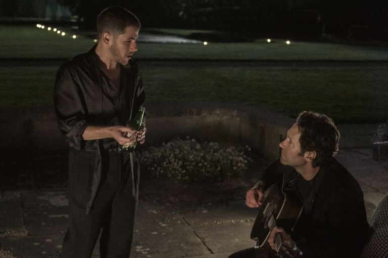 Crítica de “Letras Robadas”: Nick Jonas y Paul Rudd entre el talento y el reconocimiento