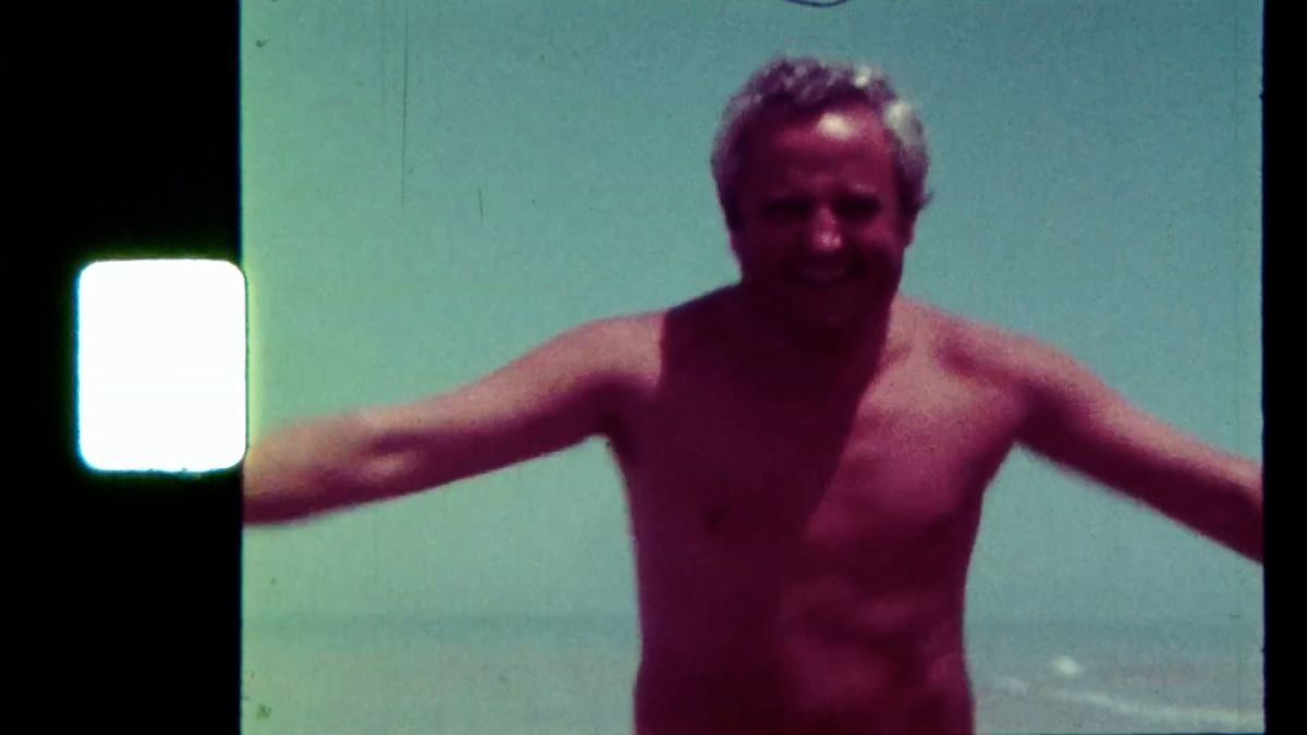 Crítica de “La muerte es algo que les sucede a los demás”: Ana García Blaya y el peso del duelo