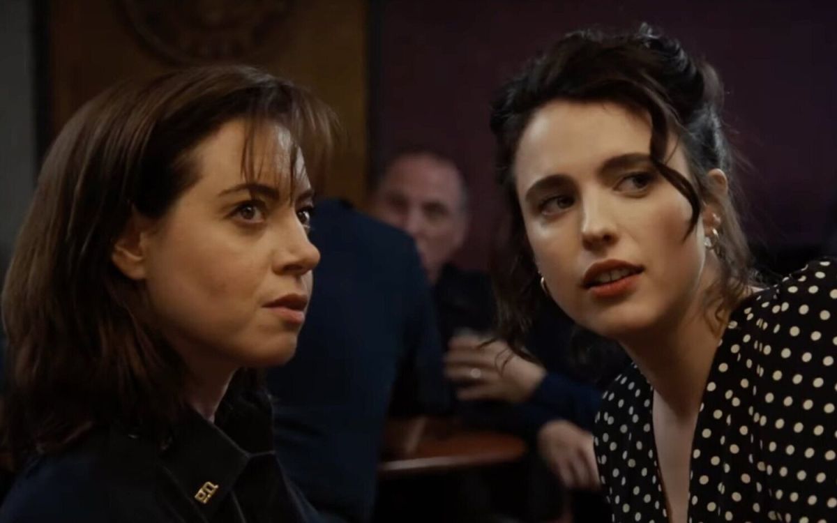 Crítica de “Honey, No!”: Margaret Qualley y la road trip lésbica de Ethan Coen
