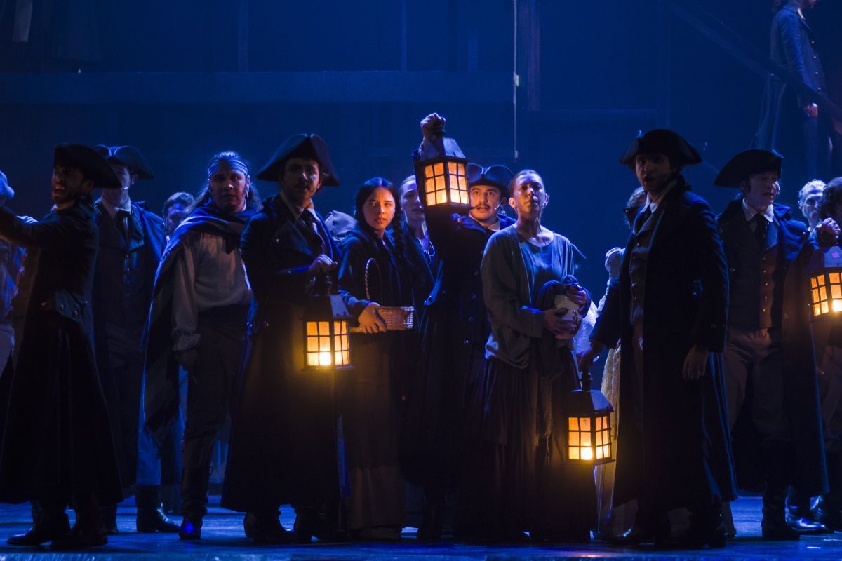 Crítica de "Invasiones I: No bombardeen Buenos Aires": Elena Roger y Charly García en una ópera rock que reescribe la historia