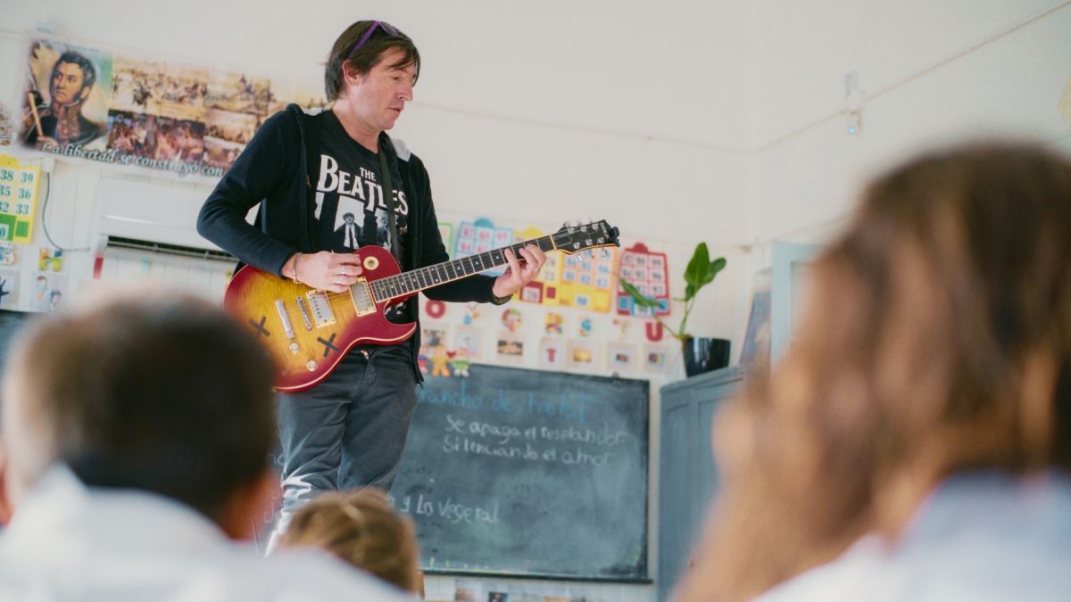 Crítica de “Una canción para mi tierra”: La música como una herramienta de aprendizaje