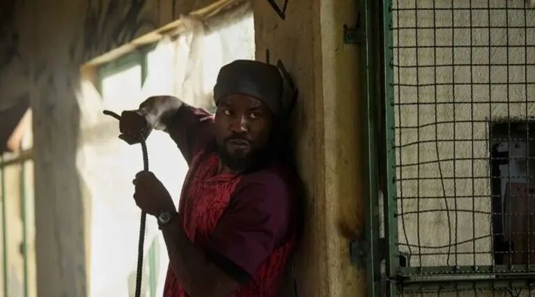 Crítica de "Hombre en llamas": el clásico de acción revive como thriller político