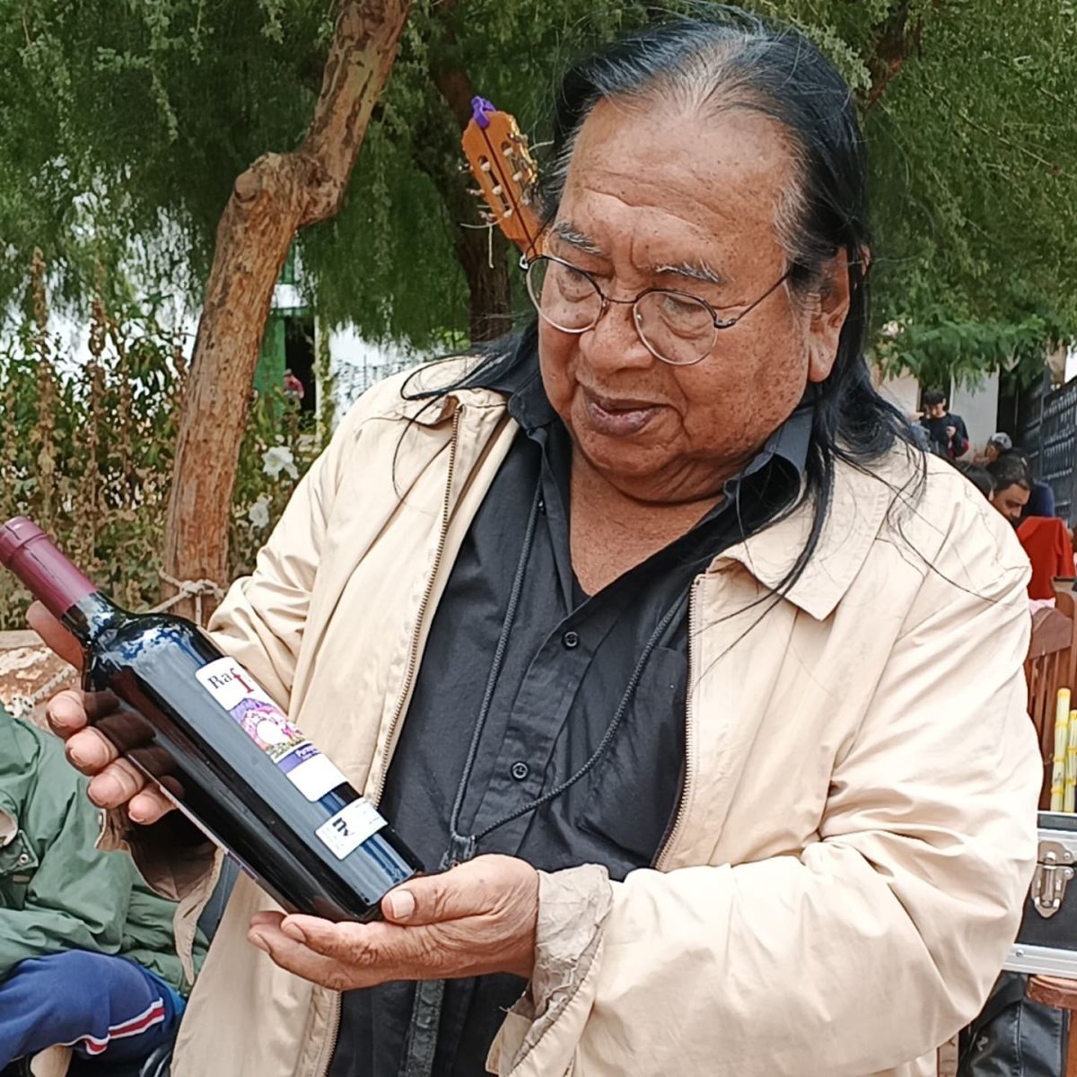 Tomás Lipán un cantor andariego entre la melancolía de una copla y la alegría de un carnavalito