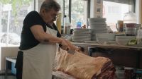 Crítica de "Jota Urondo, un cocinero impertinente": un retrato sobre cocinar contra la uniformidad