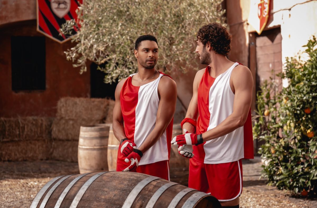Crítica de "Tu, yo & la Toscana”: Halle Bailey y Regé-Jean Page en una inocente comedia de enredos