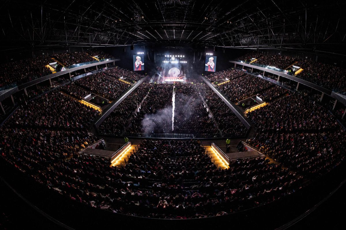 Mon Laferte convirtió el Movistar Arena en una historia contada entre canciones