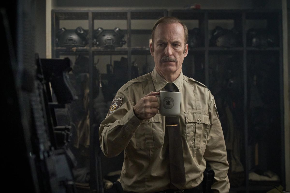 Crítica de “Normal”: Bob Odenkirk y un pueblo chico con infierno yakuza