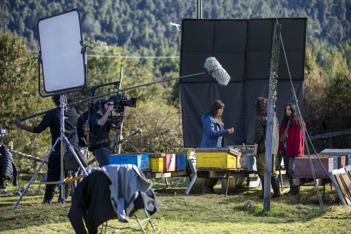 "Lo que esconde el paraíso": del País Vasco a Chile, Patagonia, la nueva serie de Itziar Ituño, inicia su rodaje en el sur chileno
