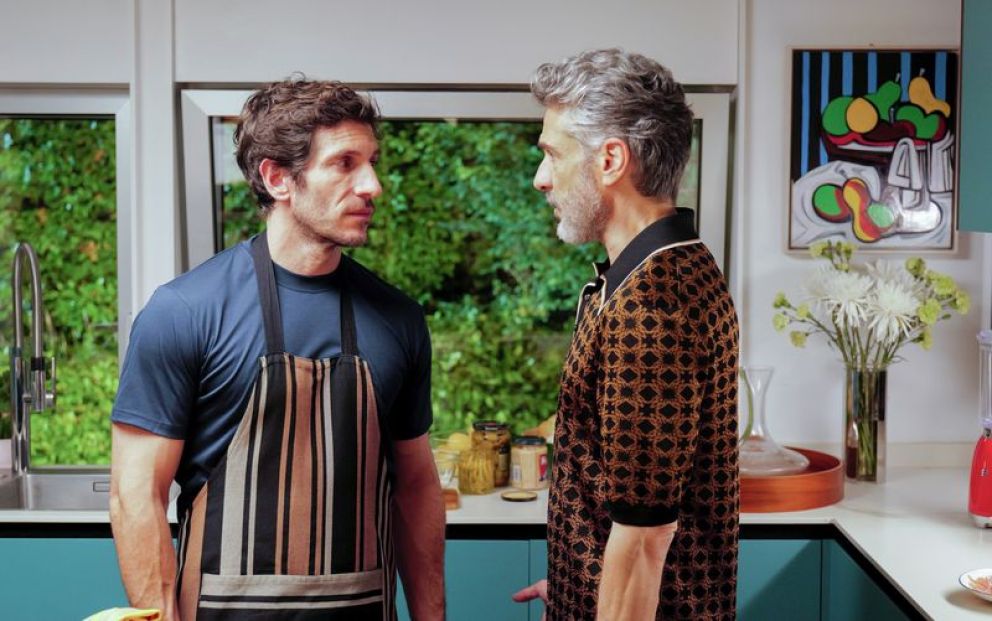 Crítica de “Amarga Navidad”: Almodóvar y un melodrama sobre los límites entre arte y vida