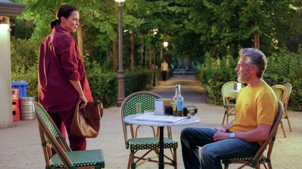 Crítica de “Amarga Navidad”: Almodóvar y un melodrama sobre los límites entre arte y vida