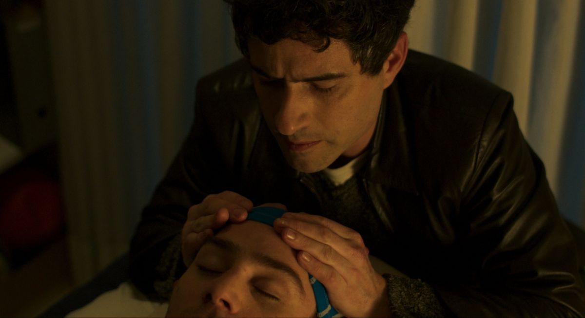 Crítica de "Los bobos": la provocación como método en la nueva película de Basovih Marinaro y Sofía Jallinsky